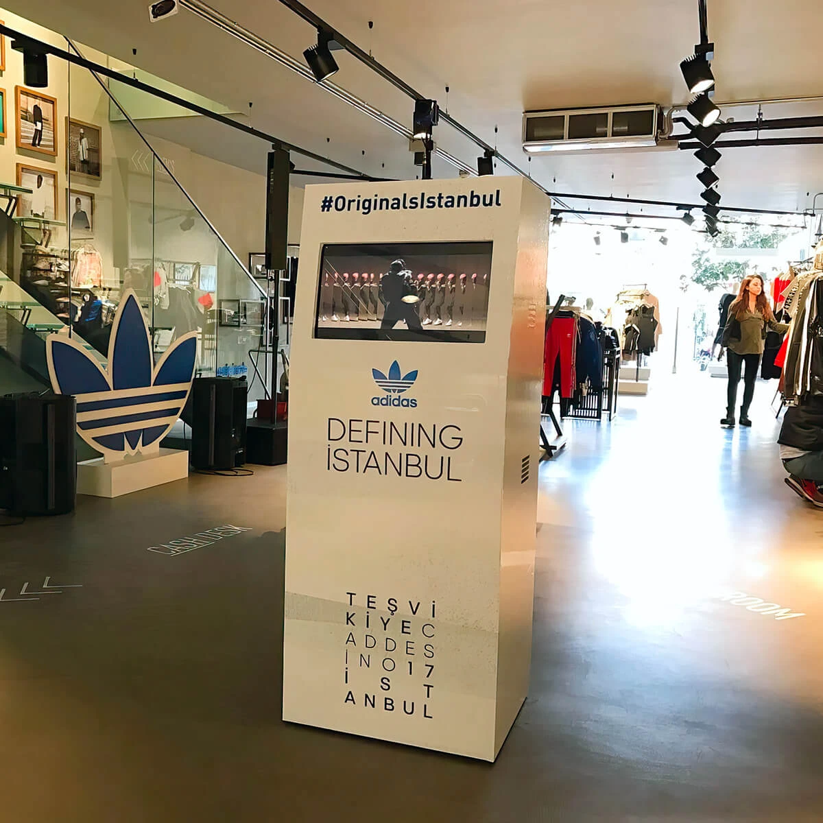 World's First 360 Live Banner, ADIDAS ORIGINALS interactive experience by Harikalar