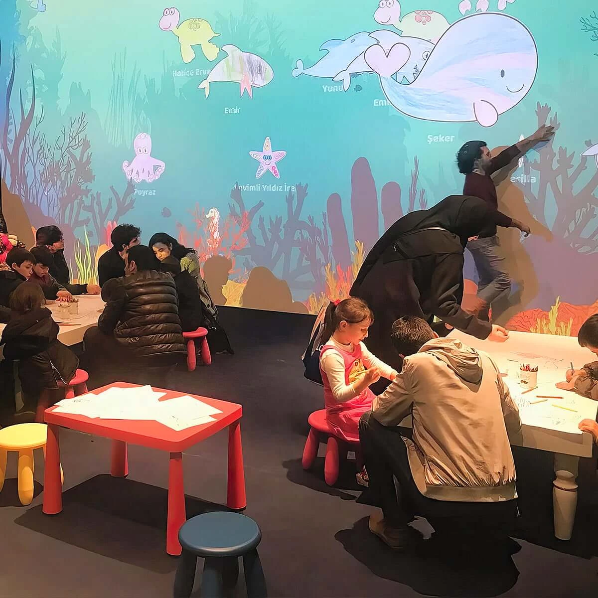 Interactive Kids Aquarium, IST MARINA interactive experience by Harikalar